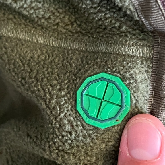 Rare vintage Lululemon plaid zip-up hoodie - Picture 11 of 16